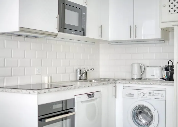 Lovely Duplex 4p - Temple Apartment *